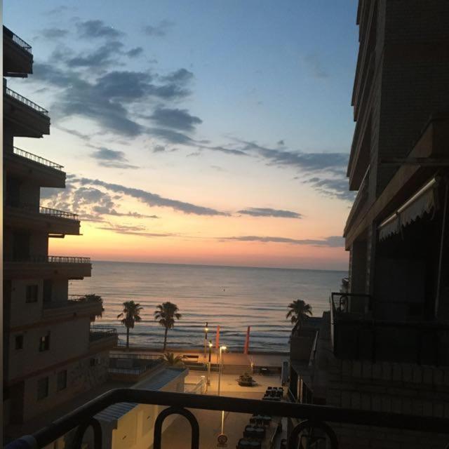 Apartamento Oropesa Del Mar En Primera Linea De Playa 外观 照片
